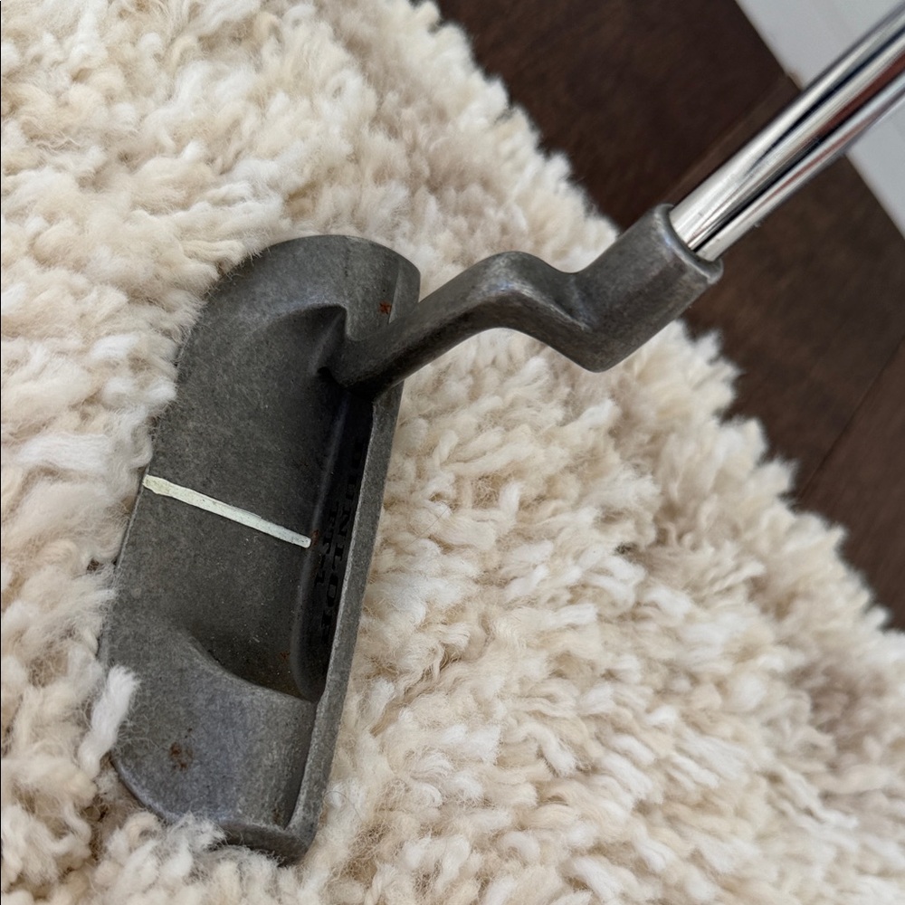 DUNLOP Silver Putter for Outdoor Games